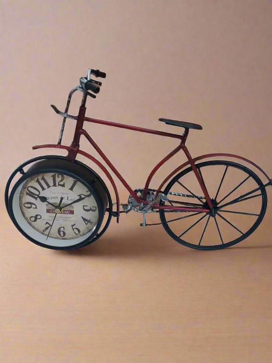 Horloge de Table Vintage en Forme de Vélo – Design Créatif en Métal – Silencieuse et Élégante pour Chambre, Bureau et Dortoir