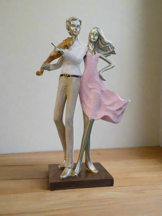 Statue Romantique Violoniste en Résine – Élégance Musicale