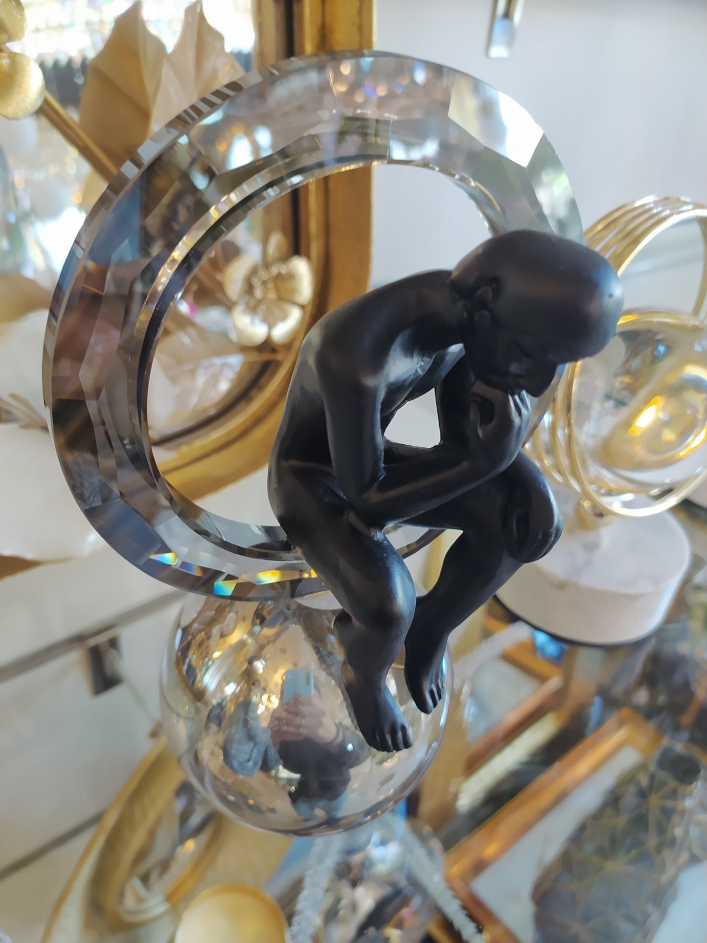 Statue Penseur en Résine - Décoration Élégante pour Bureau & Intérieur