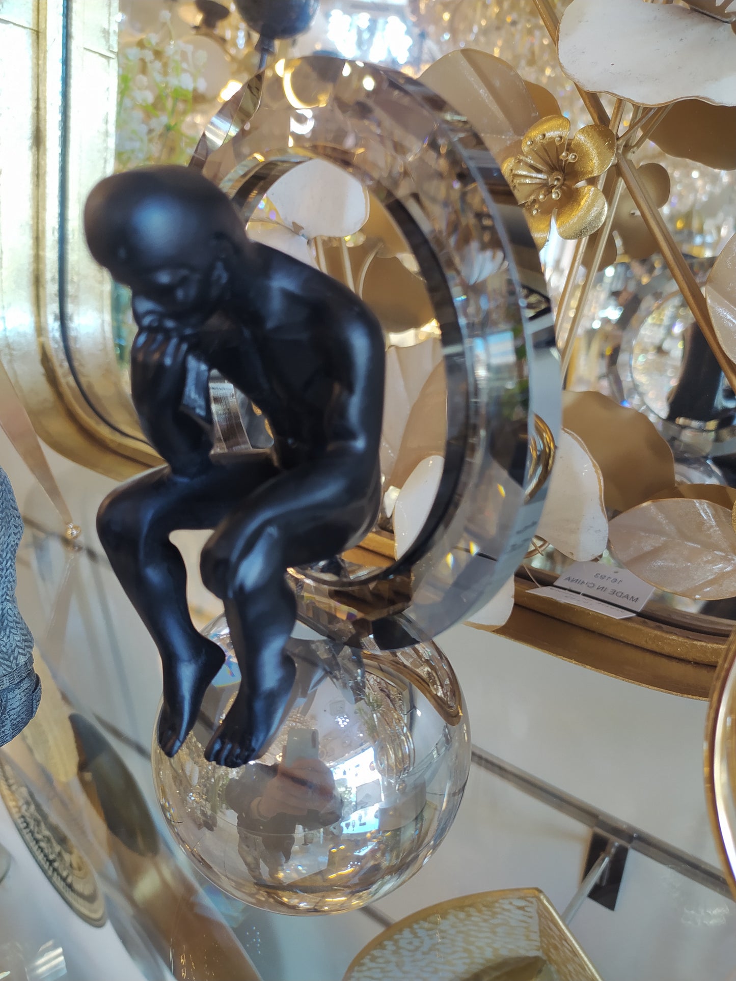 Statue Penseur en Résine - Décoration Élégante pour Bureau & Intérieur
