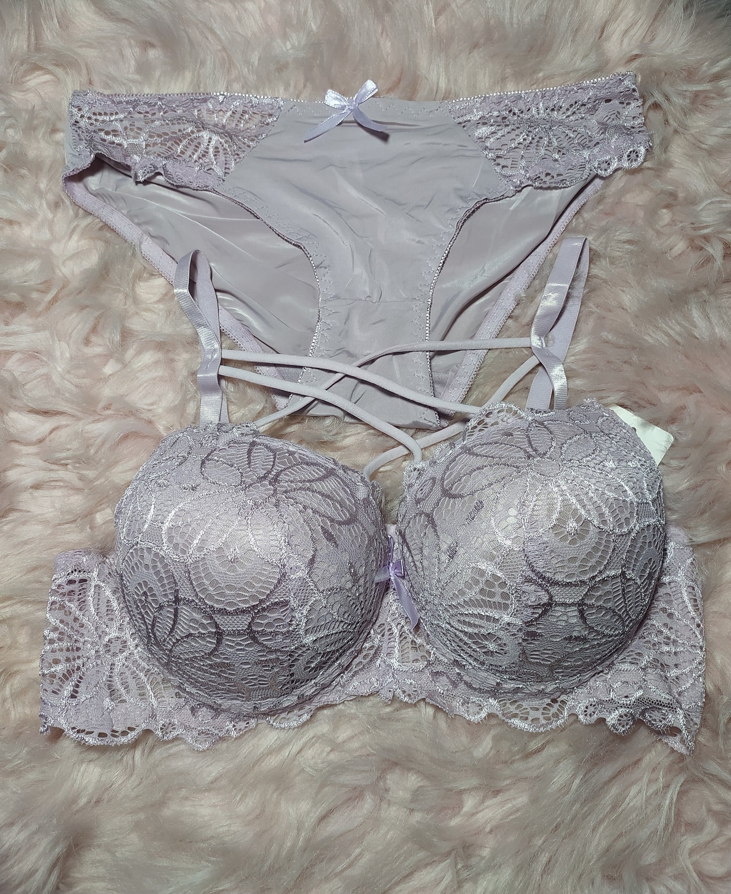 Ensemble Lingerie 2 Pièces – Élégance, Séduction & Confort