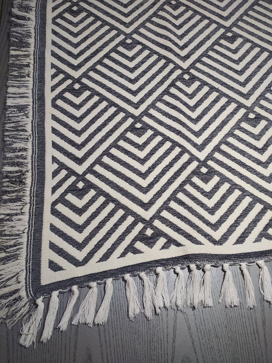 Tapis Tissé "Évasion Marine" – Par Chikh Essouk