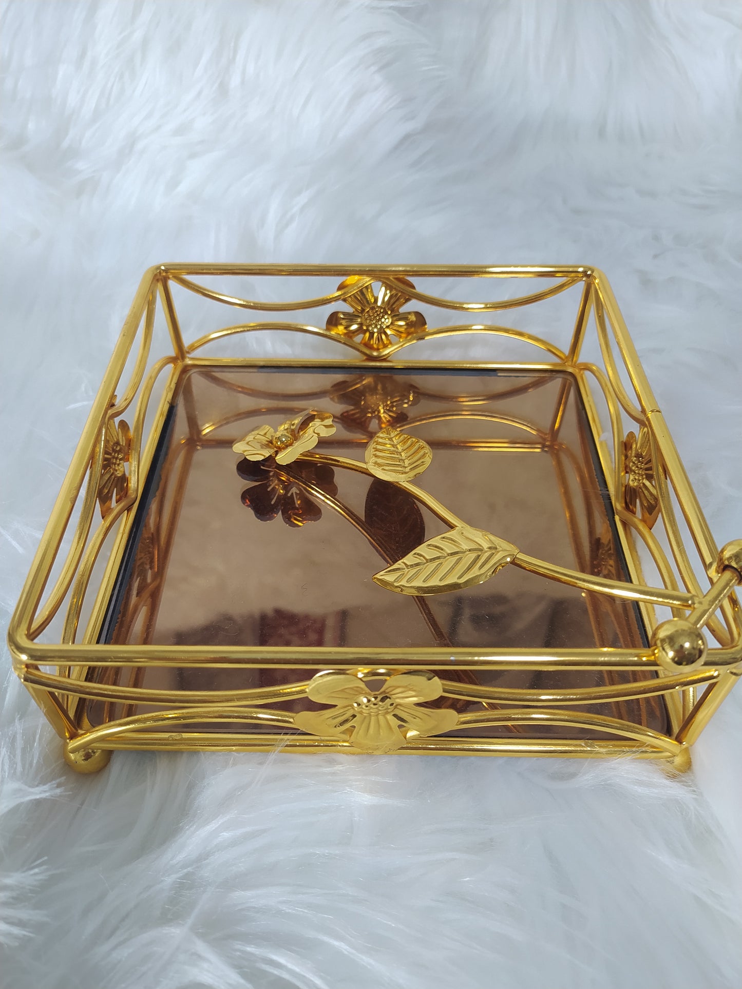 ✨ Porte Serviette Doré Élégant – Raffinement & Hospitalité pour Votre Salon ✨