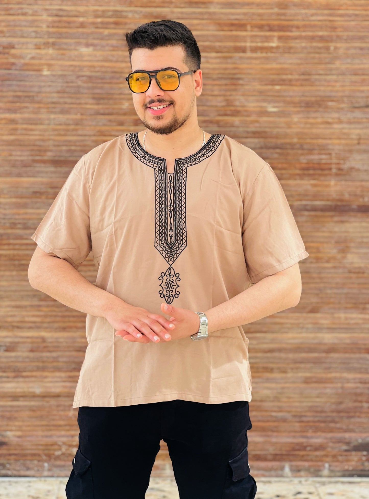 T-shirt traditionnel
