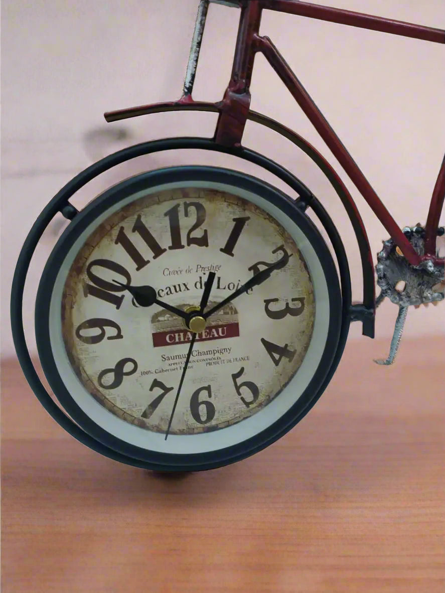 Horloge de Table Vintage en Forme de Vélo – Design Créatif en Métal – Silencieuse et Élégante pour Chambre, Bureau et Dortoir