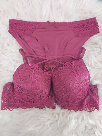Ensemble Lingerie 2 Pièces – Élégance, Séduction & Confort