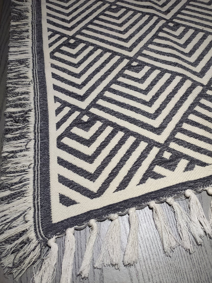 Tapis Tissé "Évasion Marine" – Par Chikh Essouk