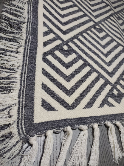 Tapis Tissé "Évasion Marine" – Par Chikh Essouk
