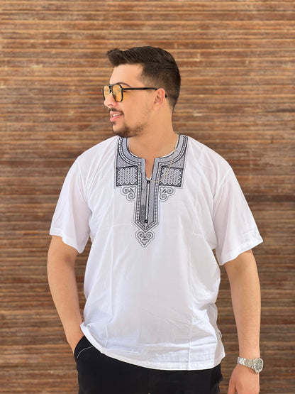 T-shirt traditionnel