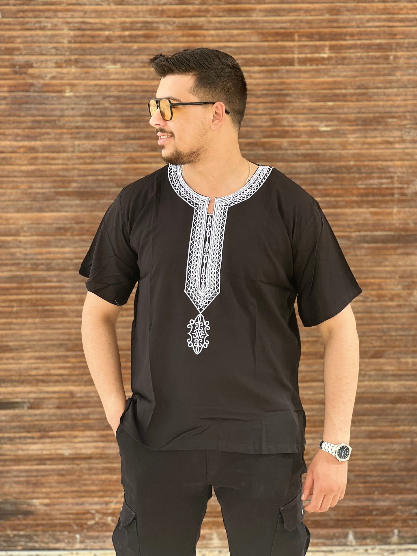 T-shirt traditionnel