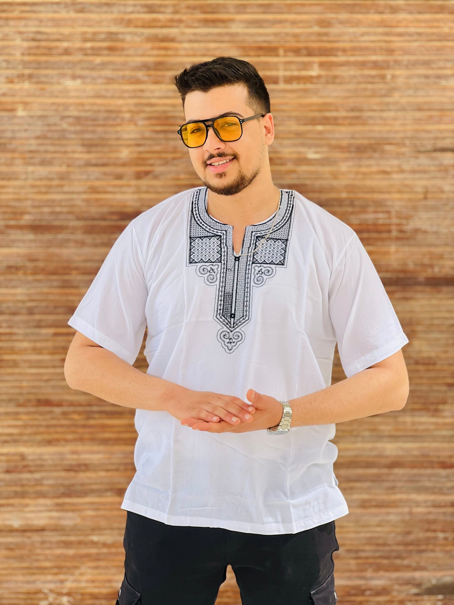 T-shirt traditionnel